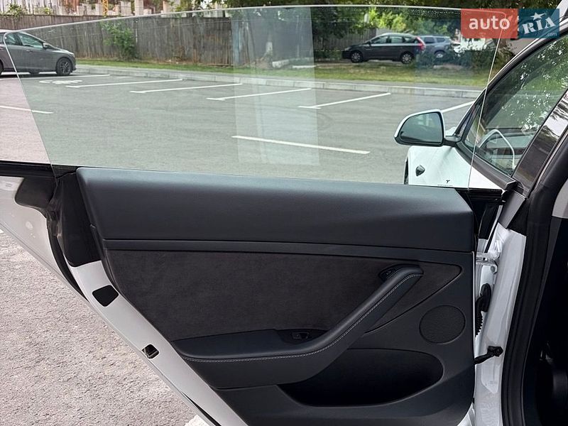 Седан Tesla Model 3 2022 в Умані фото 8 Седан Tesla Model 3 2022 в Умані