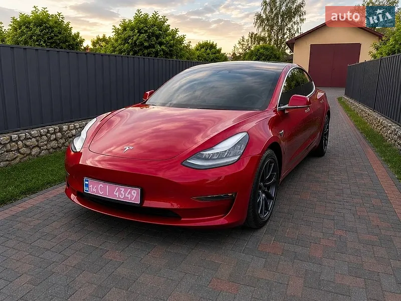 Tesla Model 3 2018