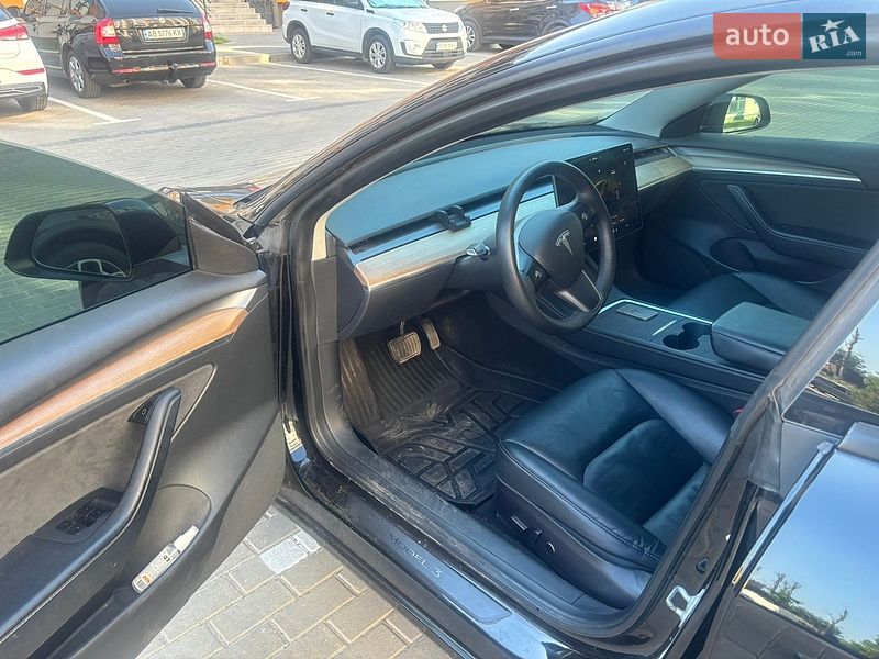 Седан Tesla Model 3 2022 в Вінниці