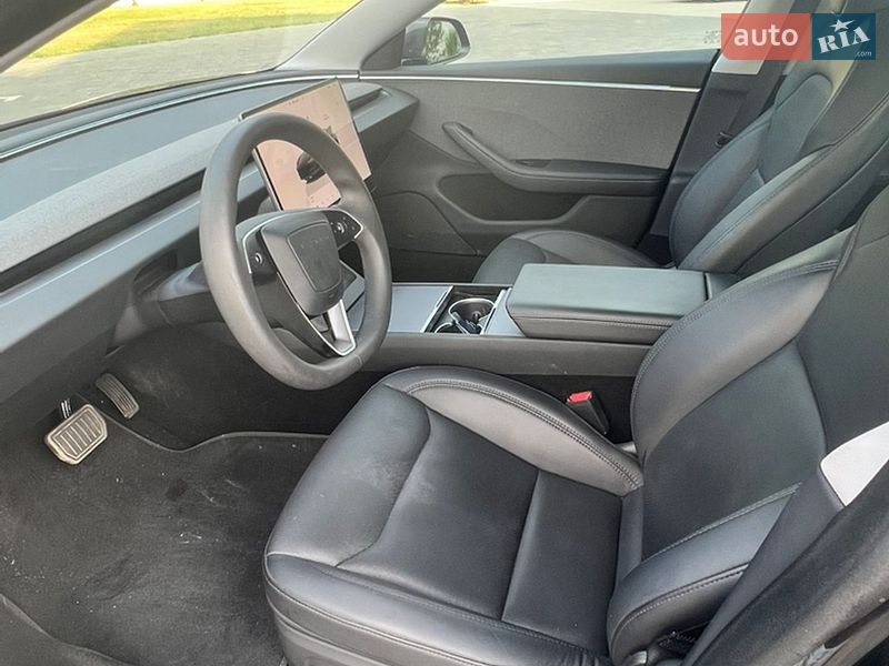 Седан Tesla Model 3 2024 в Луцке фото 13 Седан Tesla Model 3 2024 в Луцке