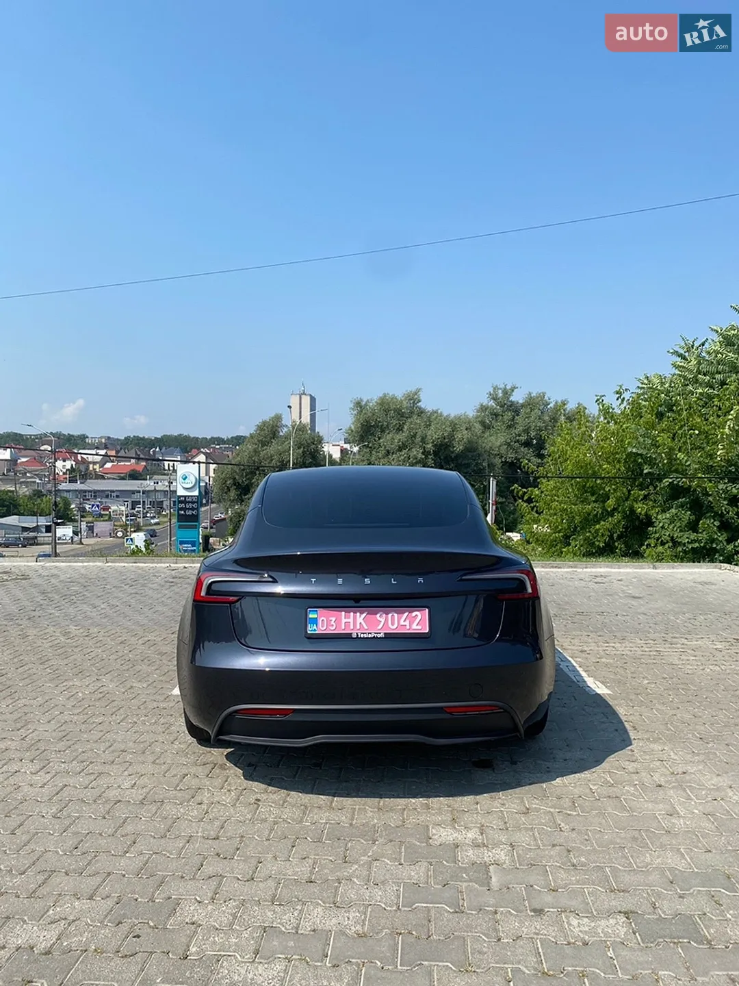 2025 Tesla Model 3 - мініатюра 5