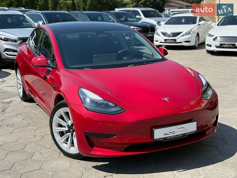 Седан Tesla Model 3 2023 в Одесі