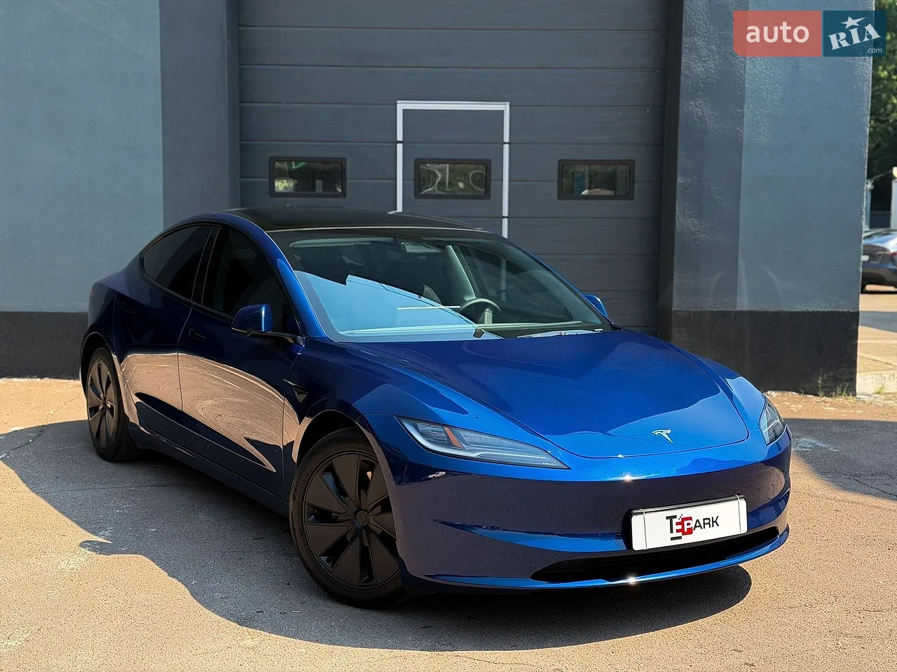 2025 Tesla Model Y - мініатюра 28