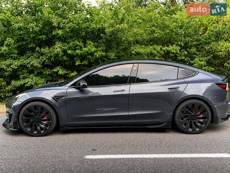 Седан Tesla Model 3 2023 в Львове фото 12 Седан Tesla Model 3 2023 в Львове