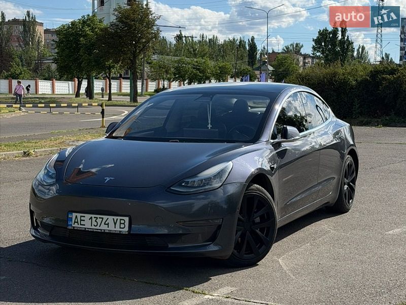 Tesla Model 3 2018 Tesla Model 3 2018