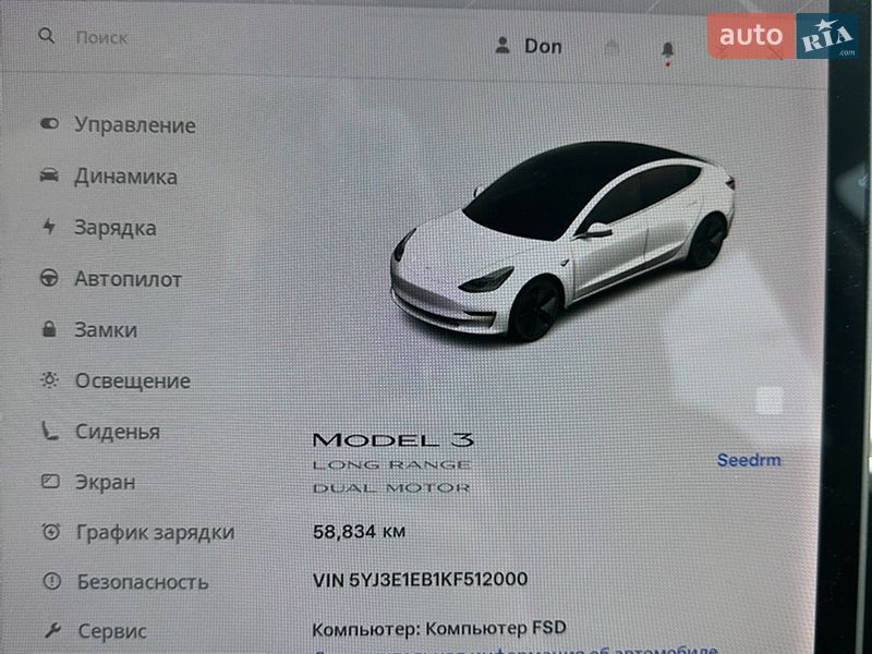 Седан Tesla Model 3 2019 в Львове