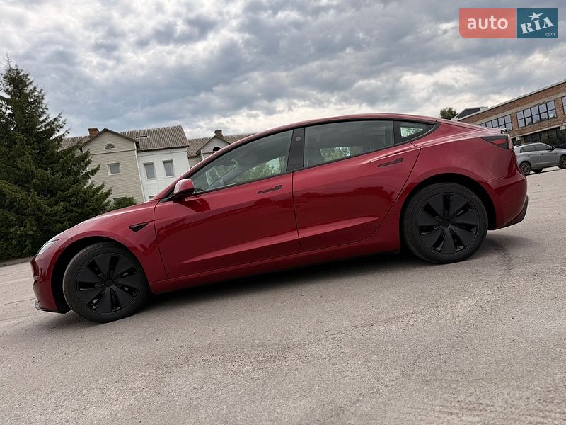 Седан Tesla Model 3 2025 в Рівному фото 10 Седан Tesla Model 3 2025 в Рівному