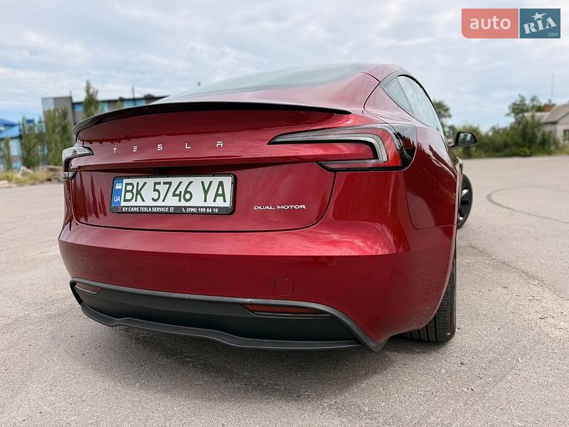 Седан Tesla Model 3 2025 в Рівному фото 23 Седан Tesla Model 3 2025 в Рівному