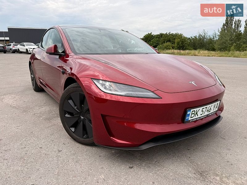 Седан Tesla Model 3 2025 в Рівному фото 5 Седан Tesla Model 3 2025 в Рівному