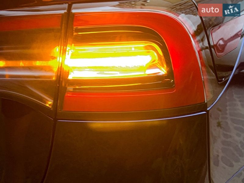 Седан Tesla Model 3 2022 в Львове фото 6 Седан Tesla Model 3 2022 в Львове