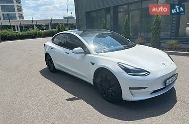 Седан Tesla Model 3 2022 в Днепре