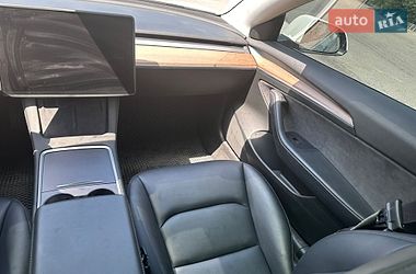 Седан Tesla Model 3 2022 в Днепре