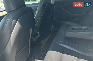 Седан Tesla Model 3 2022 в Днепре