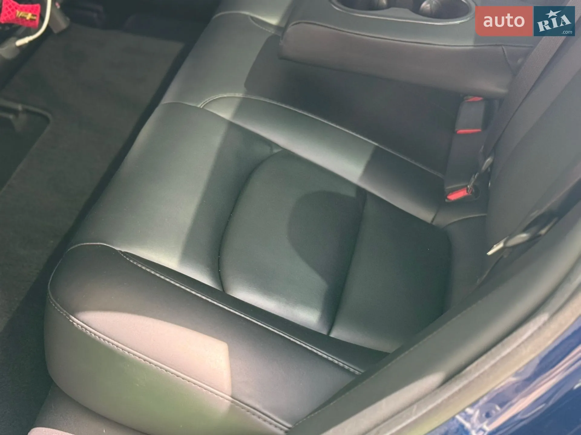 2020 Tesla Model 3 - мініатюра 32