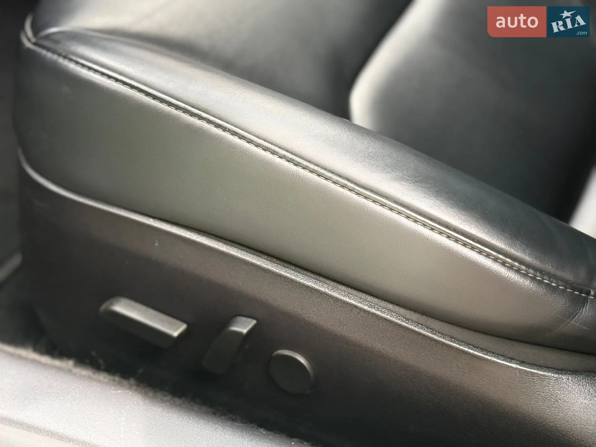 2020 Tesla Model 3 - мініатюра 27