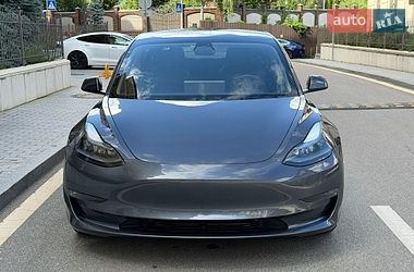 Седан Tesla Model 3 2023 в Киеве
