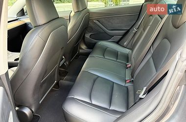 Седан Tesla Model 3 2023 в Киеве