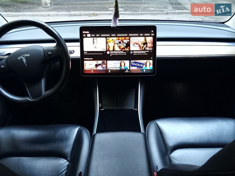 Седан Tesla Model 3 2019 в Запорожье