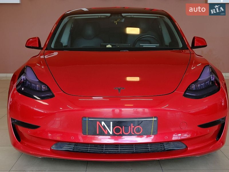 Седан Tesla Model 3 2019 в Одессе