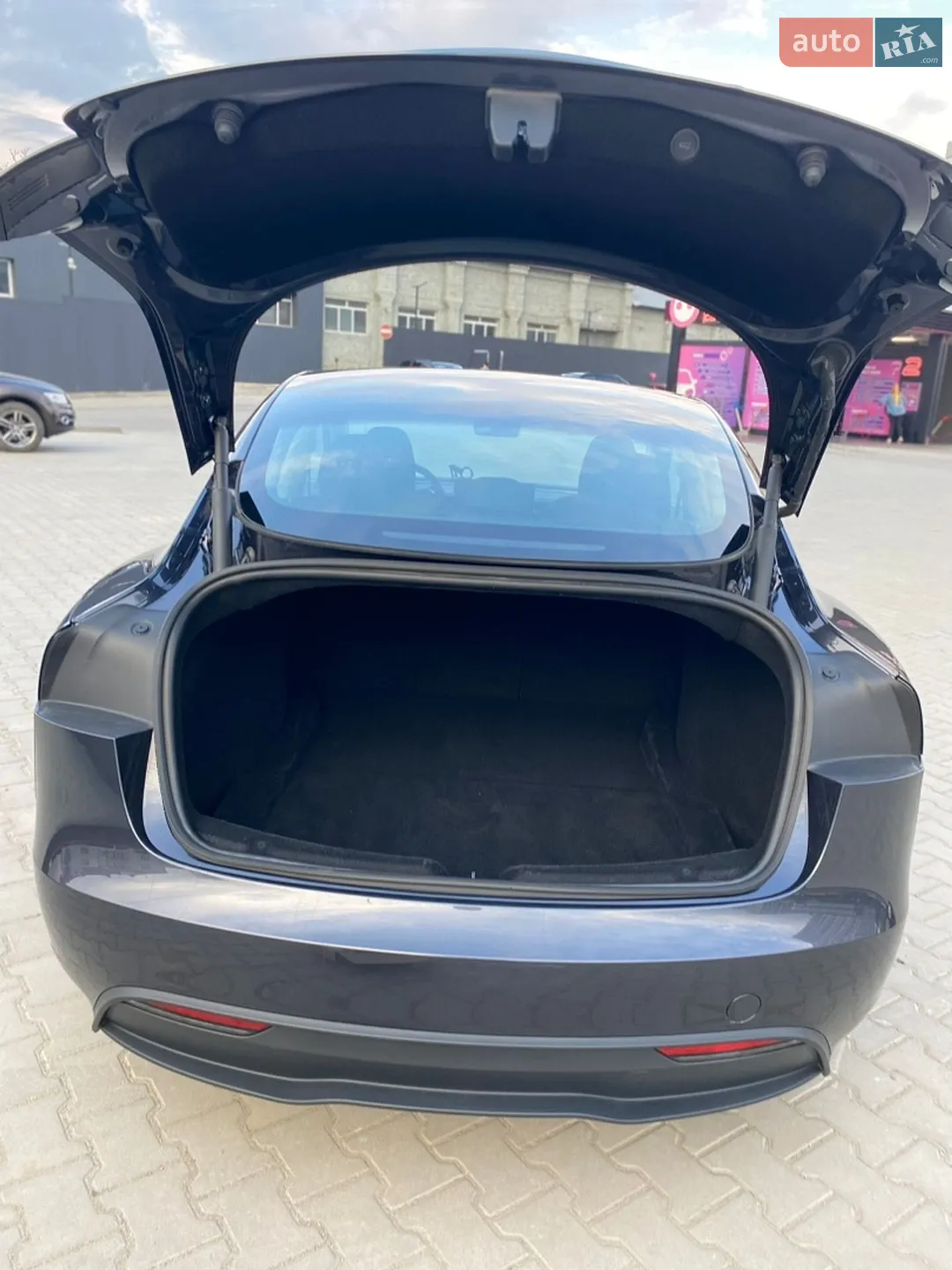 2024 Tesla Model 3 - мініатюра 18