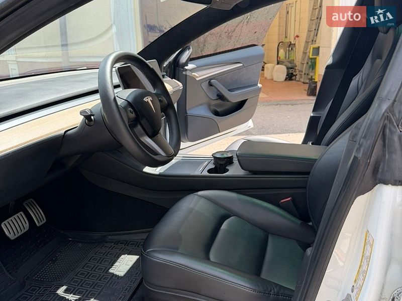 Седан Tesla Model 3 2023 в Одессе фото 3 Седан Tesla Model 3 2023 в Одессе