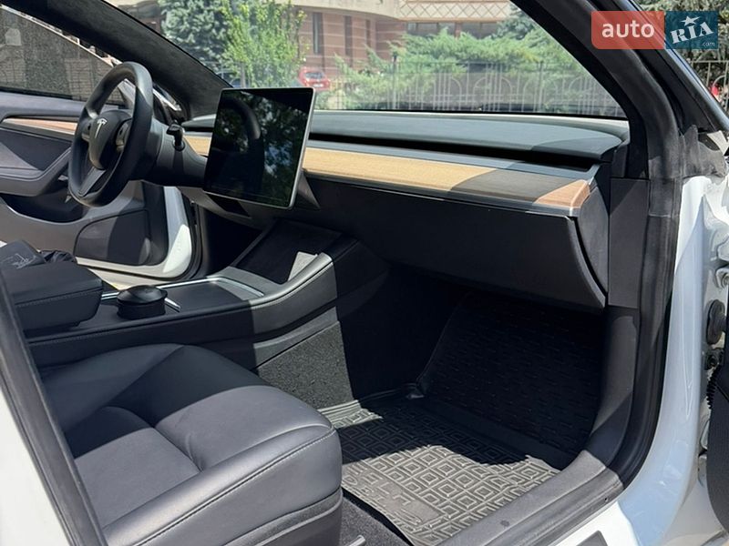 Седан Tesla Model 3 2023 в Одессе фото 7 Седан Tesla Model 3 2023 в Одессе