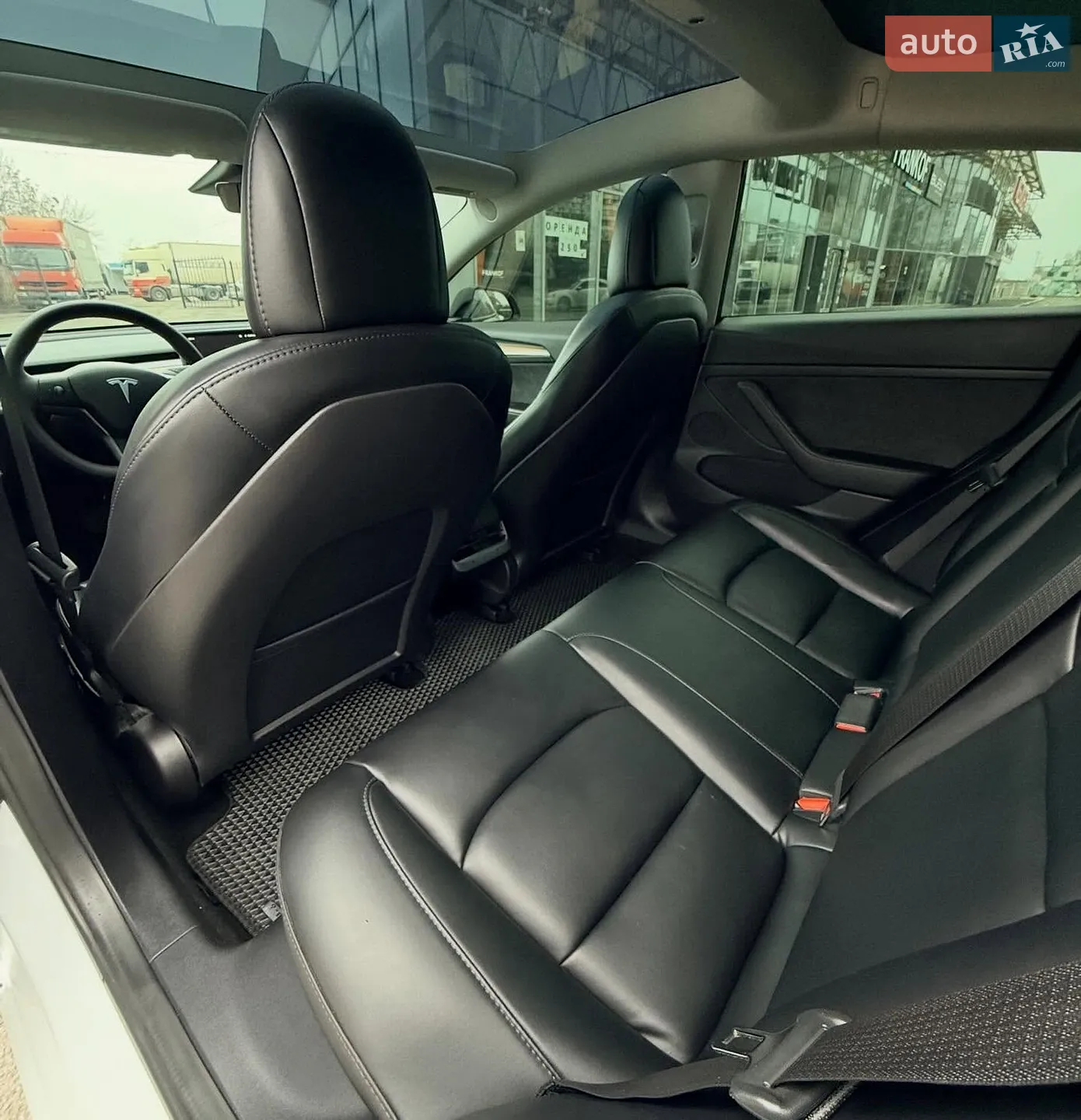 2022 Tesla Model 3 - мініатюра 9