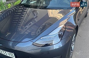 Седан Tesla Model 3 2023 в Киеве