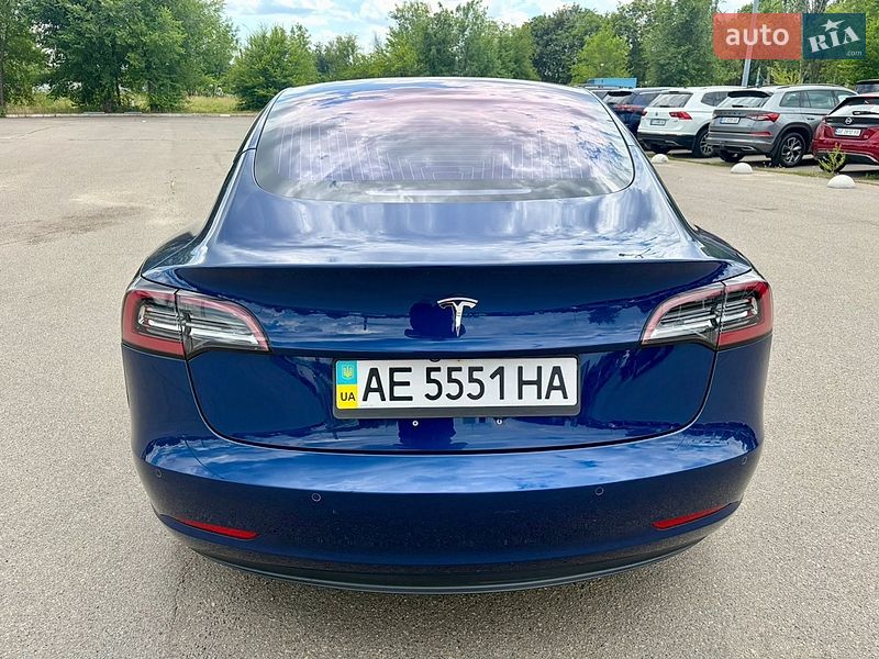 Седан Tesla Model 3 2018 в Днепре