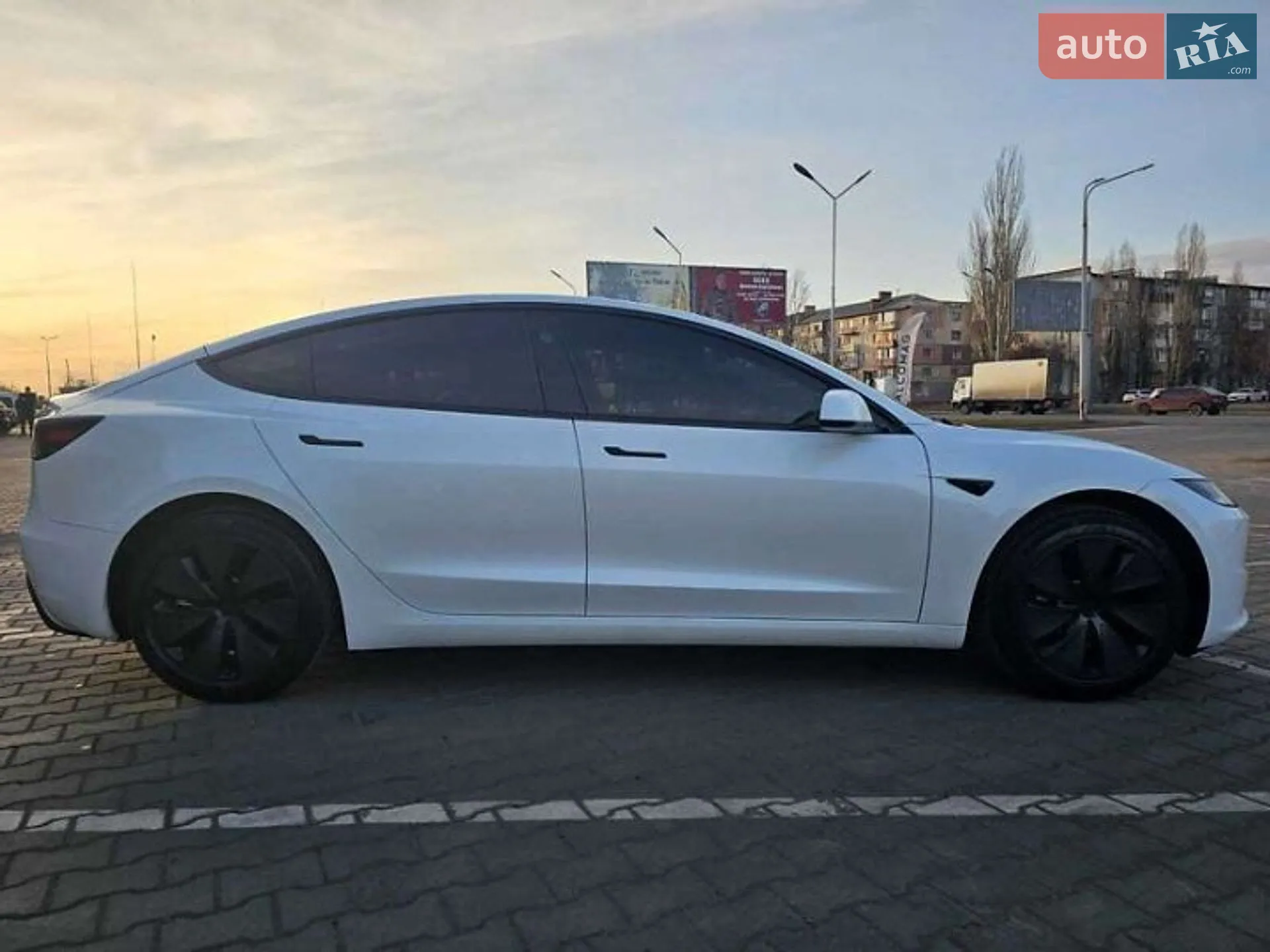 2024 Tesla Model 3 - мініатюра 4