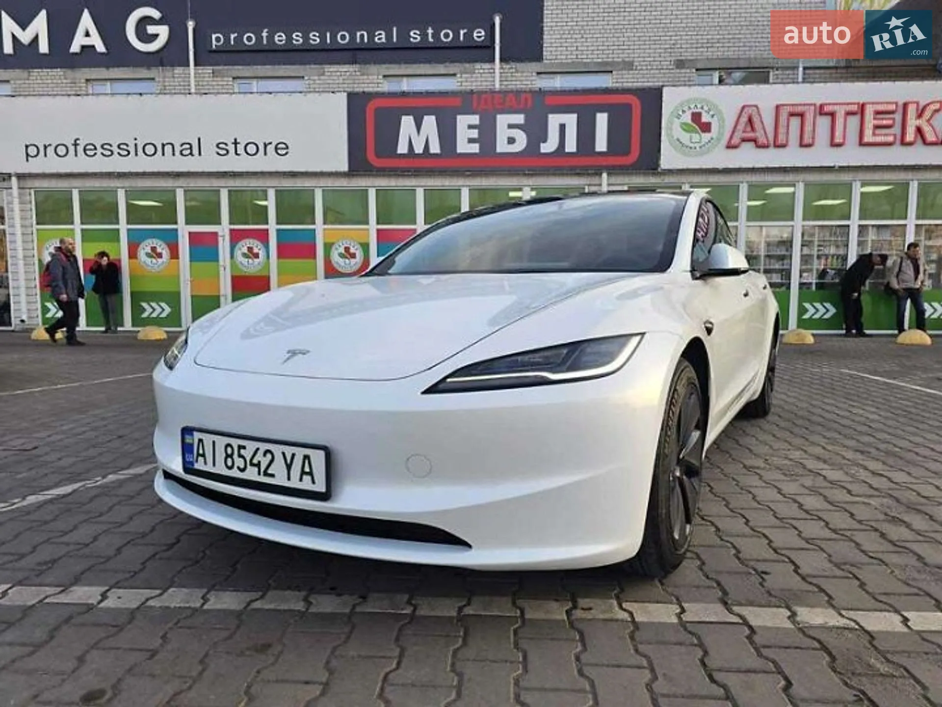 2024 Tesla Model 3 - мініатюра 10
