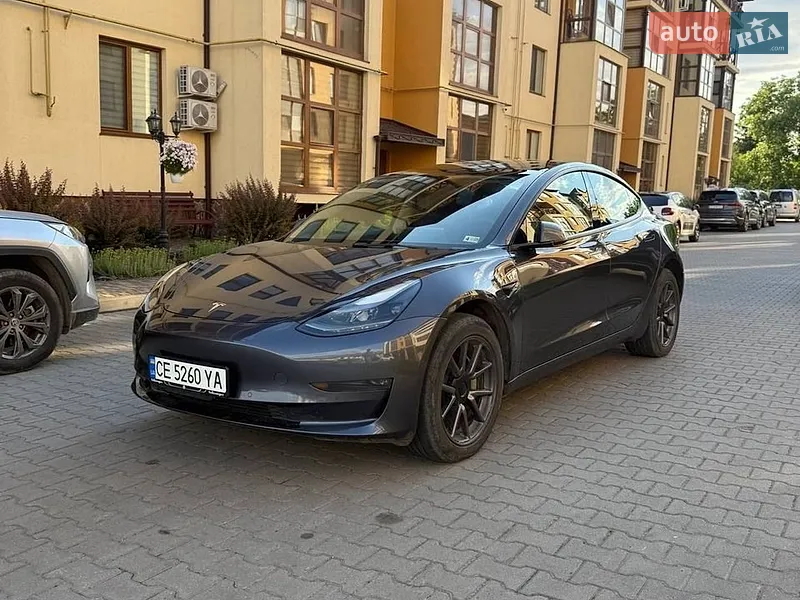 Tesla Model 3