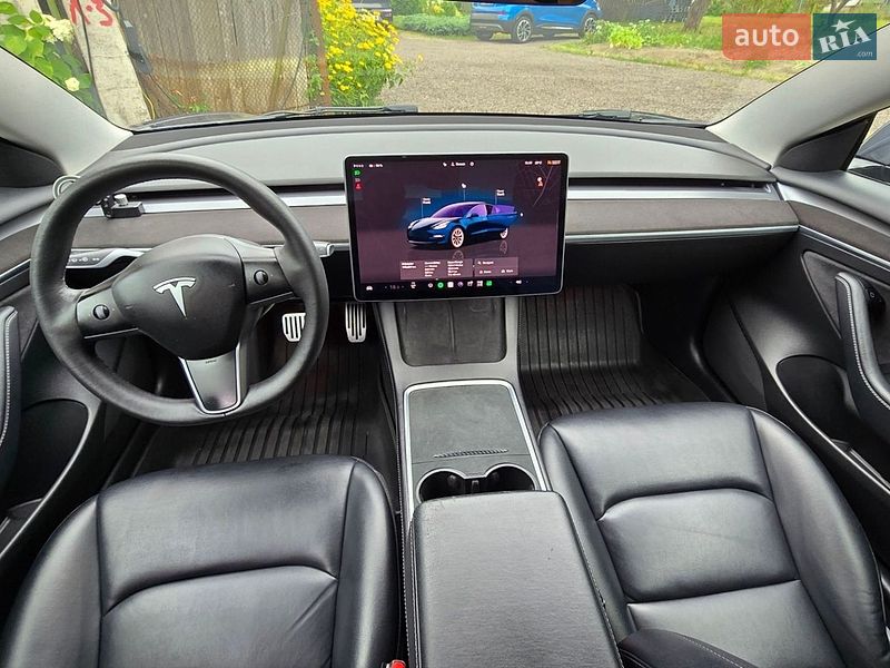 Седан Tesla Model 3 2022 в Львове фото 12 Седан Tesla Model 3 2022 в Львове