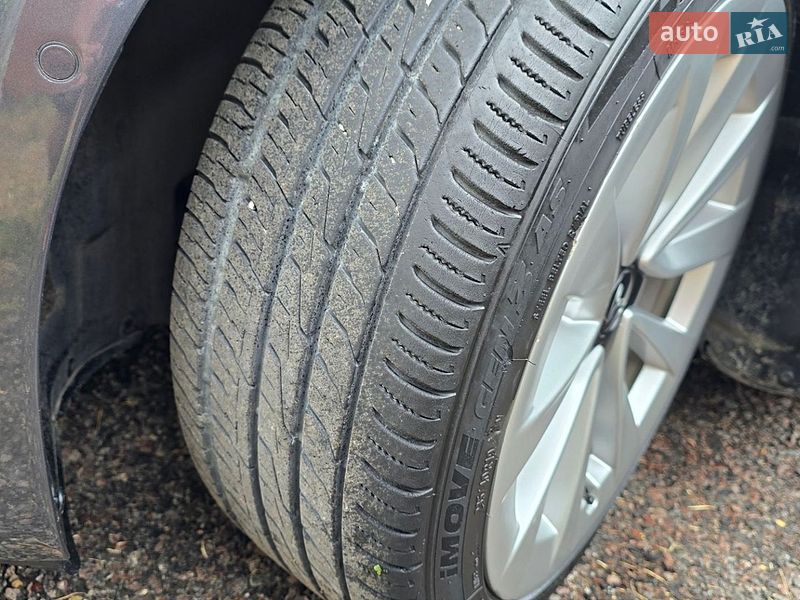 Седан Tesla Model 3 2022 в Львові