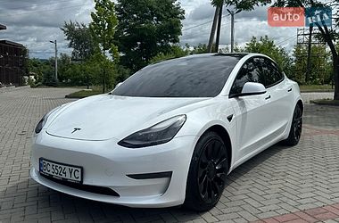 Седан Tesla Model 3 2022 в Золочеве Седан Tesla Model 3 2022 в Золочеве