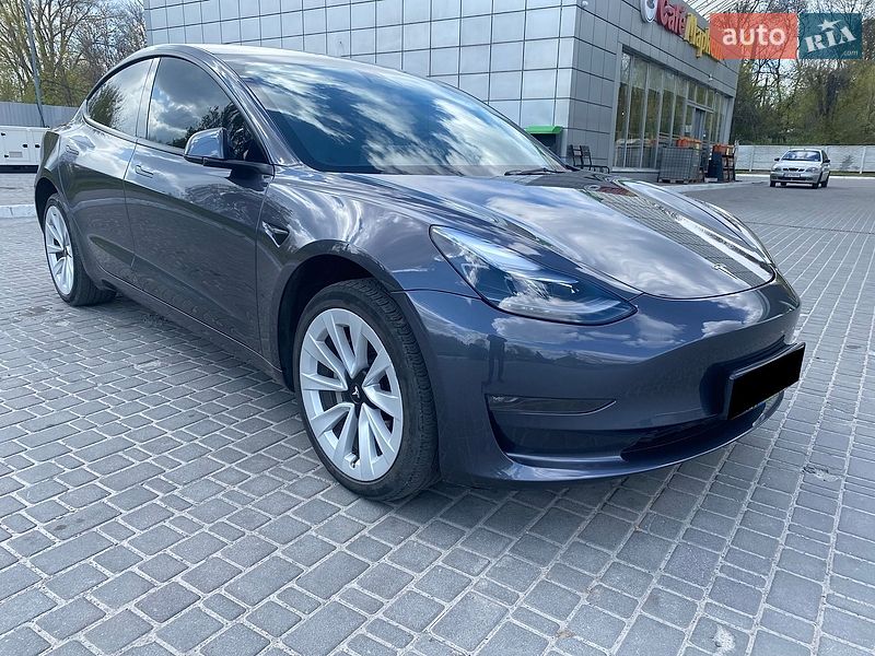 Седан Tesla Model 3 2022 в Днепре фото Седан Tesla Model 3 2022 в Днепре