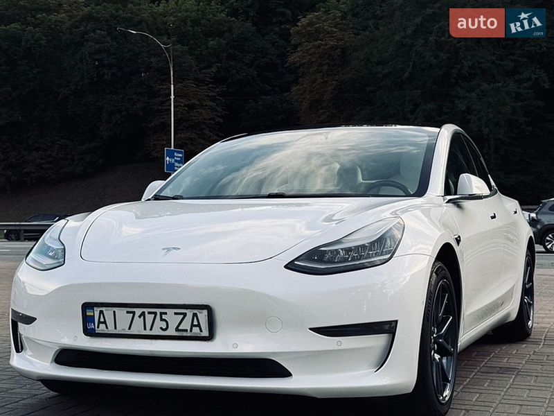Tesla Model 3 2018