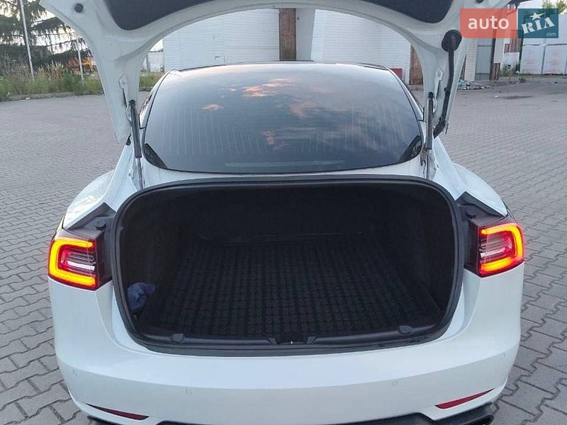Седан Tesla Model 3 2019 в Вінниці фото 7 Седан Tesla Model 3 2019 в Вінниці