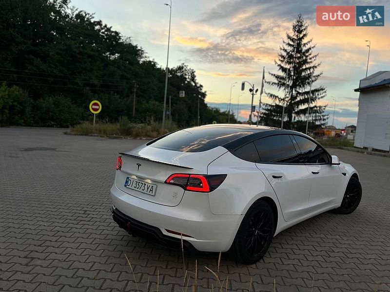 Седан Tesla Model 3 2019 в Вінниці фото 5 Седан Tesla Model 3 2019 в Вінниці