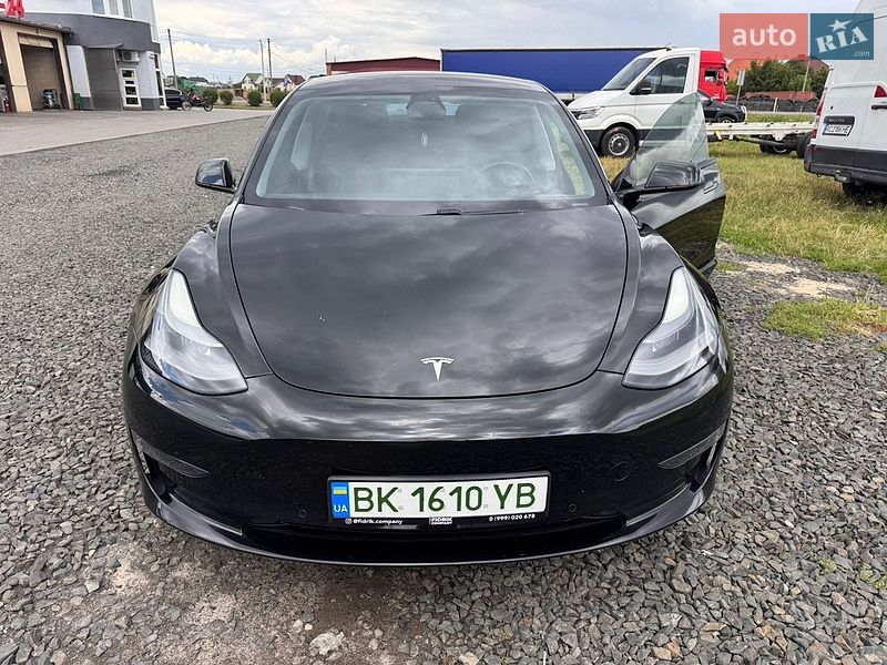 Tesla Model 3 2021 Tesla Model 3 2021