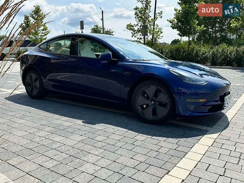 Седан Tesla Model 3 2023 в Львові фото 5 Седан Tesla Model 3 2023 в Львові