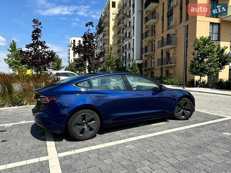 Седан Tesla Model 3 2023 в Львові фото 12 Седан Tesla Model 3 2023 в Львові