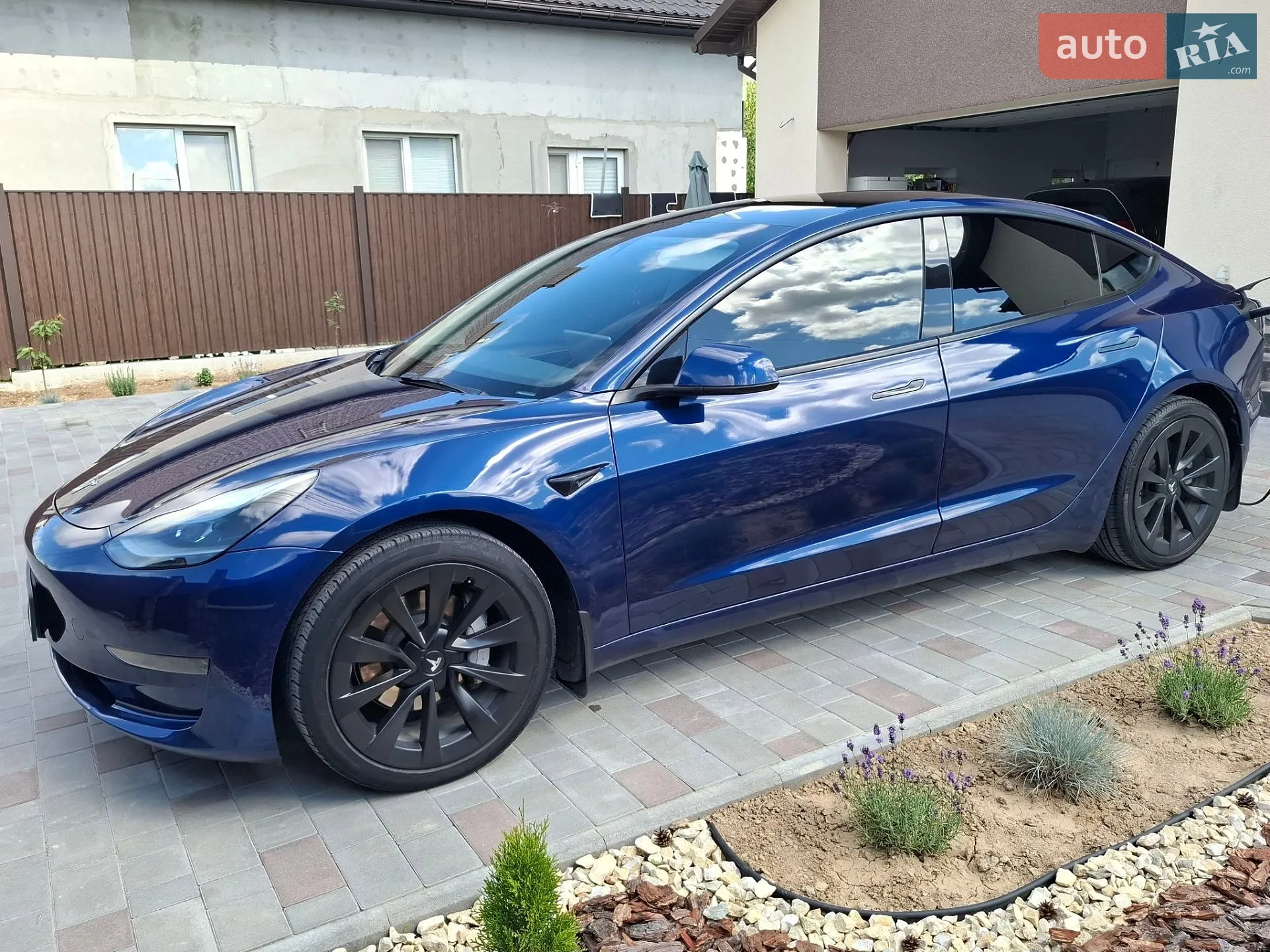2022 Tesla Model 3 - мініатюра 9