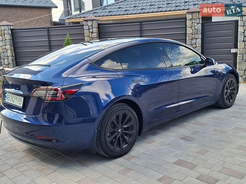 Седан Tesla Model 3 2022 в Вінниці
