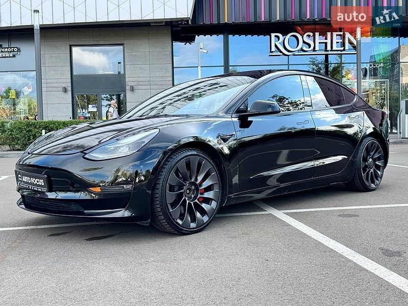 Седан Tesla Model 3 2022 в Киеве фото 4 Седан Tesla Model 3 2022 в Киеве