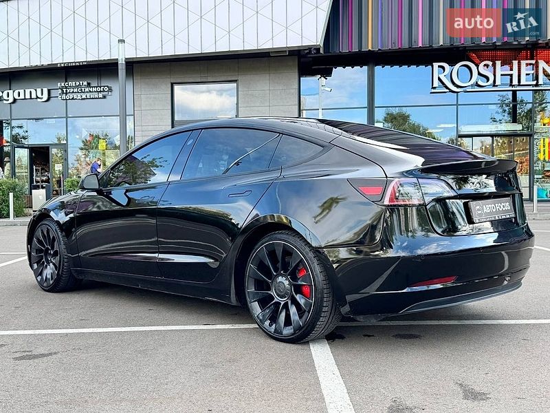 Седан Tesla Model 3 2022 в Киеве фото 5 Седан Tesla Model 3 2022 в Киеве