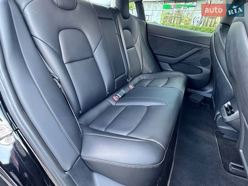 Седан Tesla Model 3 2022 в Киеве фото 10 Седан Tesla Model 3 2022 в Киеве