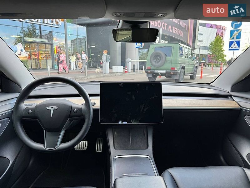 Седан Tesla Model 3 2022 в Киеве фото 12 Седан Tesla Model 3 2022 в Киеве