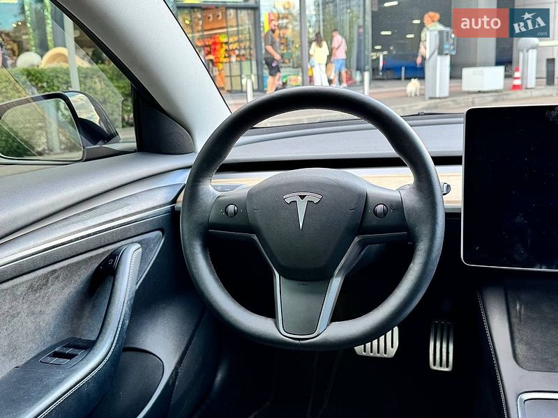 Седан Tesla Model 3 2022 в Киеве фото 13 Седан Tesla Model 3 2022 в Киеве