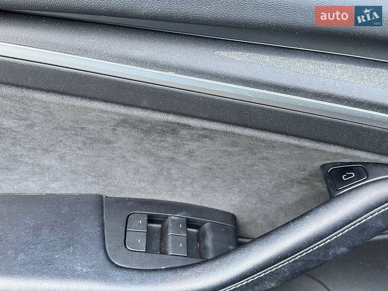 Седан Tesla Model 3 2022 в Киеве фото 15 Седан Tesla Model 3 2022 в Киеве